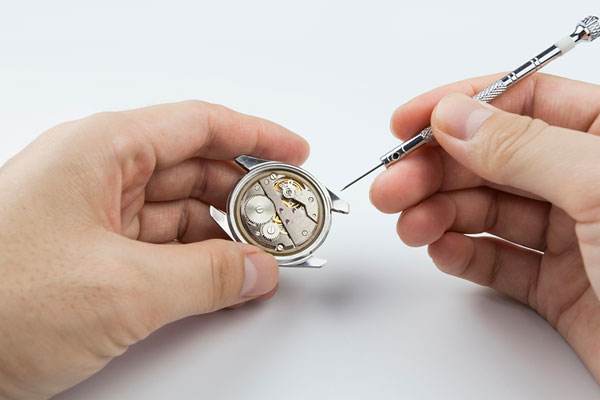 手表表壳磨损怎么办？